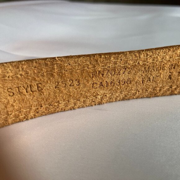 Liz Claiborne Genuine Leather Belt - Picture 9 of 10